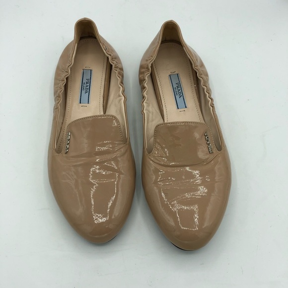 PRADA - Picture 2 of 8